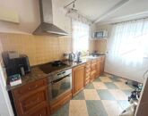 Eladó családi ház Áporka 124 900 000 Ft