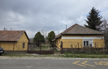 Eladó családi ház