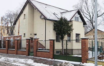 Kiadó családi ház