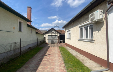 Eladó családi ház