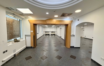 Kiadó iroda/üzlethelyiség