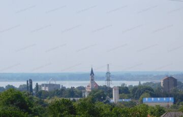 Eladó telek/földterület