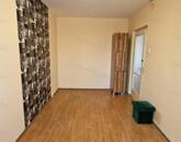 Jó elosztású, 2. emeleti klímás panellakás eladó Cegléden