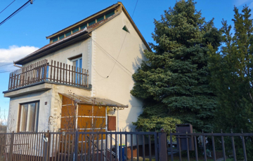 Eladó családi ház