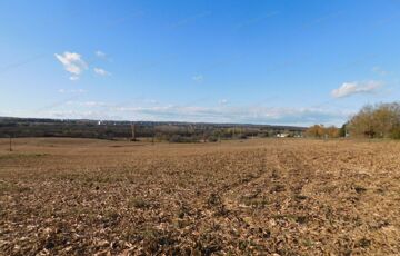 Eladó telek/földterület