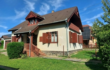 Eladó családi ház
