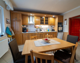 Eladó családi ház Bocskaikert 89 900 000 Ft