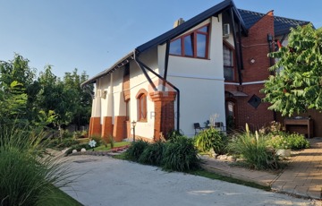 Eladó családi ház