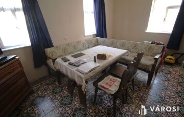 Eladó családi ház