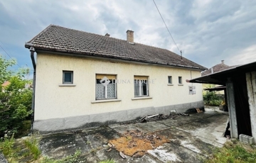 Eladó családi ház