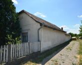 Eladó családi ház Nagykarácsony 13 000 000 Ft