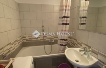 Eladó lakás