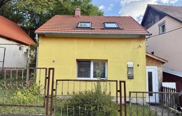 Eladó családi ház