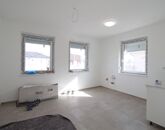 Eladó családi ház Győrladamér 119 900 000 Ft