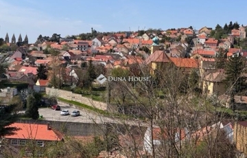 Eladó telek/földterület