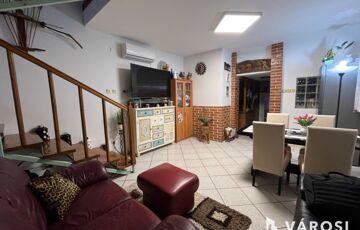 Eladó családi ház