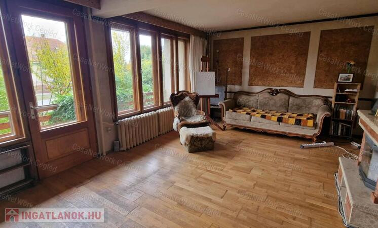 Törtelen családi ház eladó!