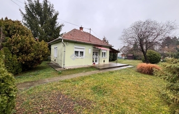 Eladó családi ház