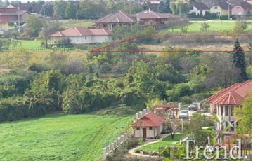 Eladó telek/földterület