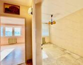 Eladó Szolnok belvárosában Ady E. úton egy 49 m2-es két szobás lakás.