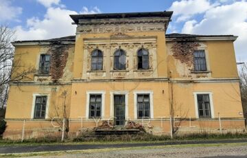 Eladó családi ház