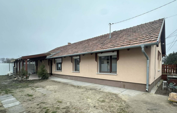 Eladó családi ház