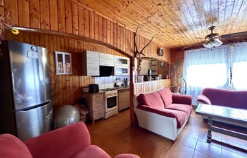 Eladó családi ház