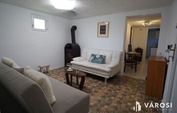 Eladó családi ház