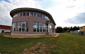 Eladó ipari ingatlan