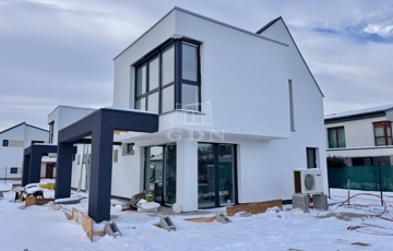 Eladó családi ház