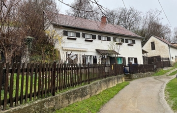 Eladó családi ház