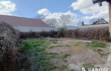 Eladó családi ház