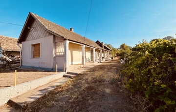 Eladó családi ház