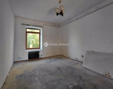 Eladó családi ház Szekszárd 120 000 000 Ft