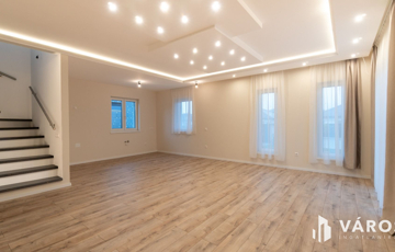 Eladó családi ház