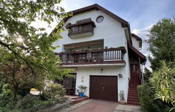 Eladó családi ház