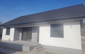 Eladó családi ház