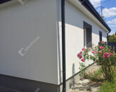 Kiadó családi ház Tata 675 000 Ft