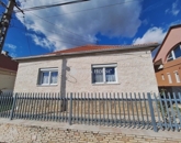 Eladó családi ház Pécs 86 900 000 Ft