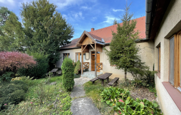 Eladó családi ház