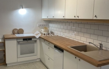 Eladó lakás