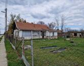 Jászdózsán 63 nm-es, erősen felújítandó vagy lebontandó ház eladó