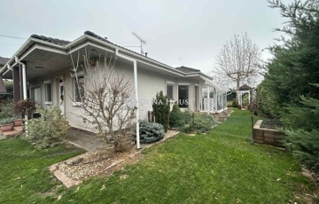 Eladó családi ház