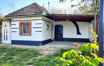 Eladó üdülő/nyaraló