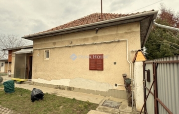 Eladó családi ház