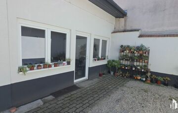 Eladó iroda/üzlethelyiség