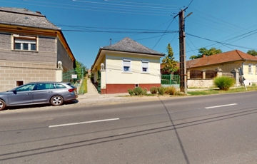 Eladó családi ház