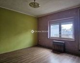 Eladó családi ház Pécs 85 000 000 Ft