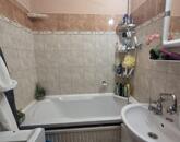 Eladó 4. emeleti világos 49nm-es 2 szobás lakás franciaerkéllyel !