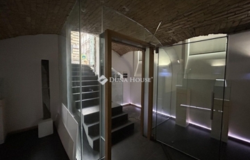 Eladó iroda/üzlethelyiség